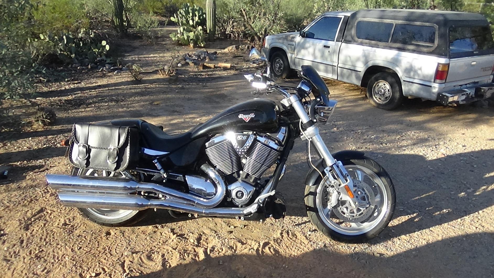 Willie & Max Braided Series Large Straight Saddlebags. Handcrafted in the USA. Limited Lifetime Warranty. - Image 7