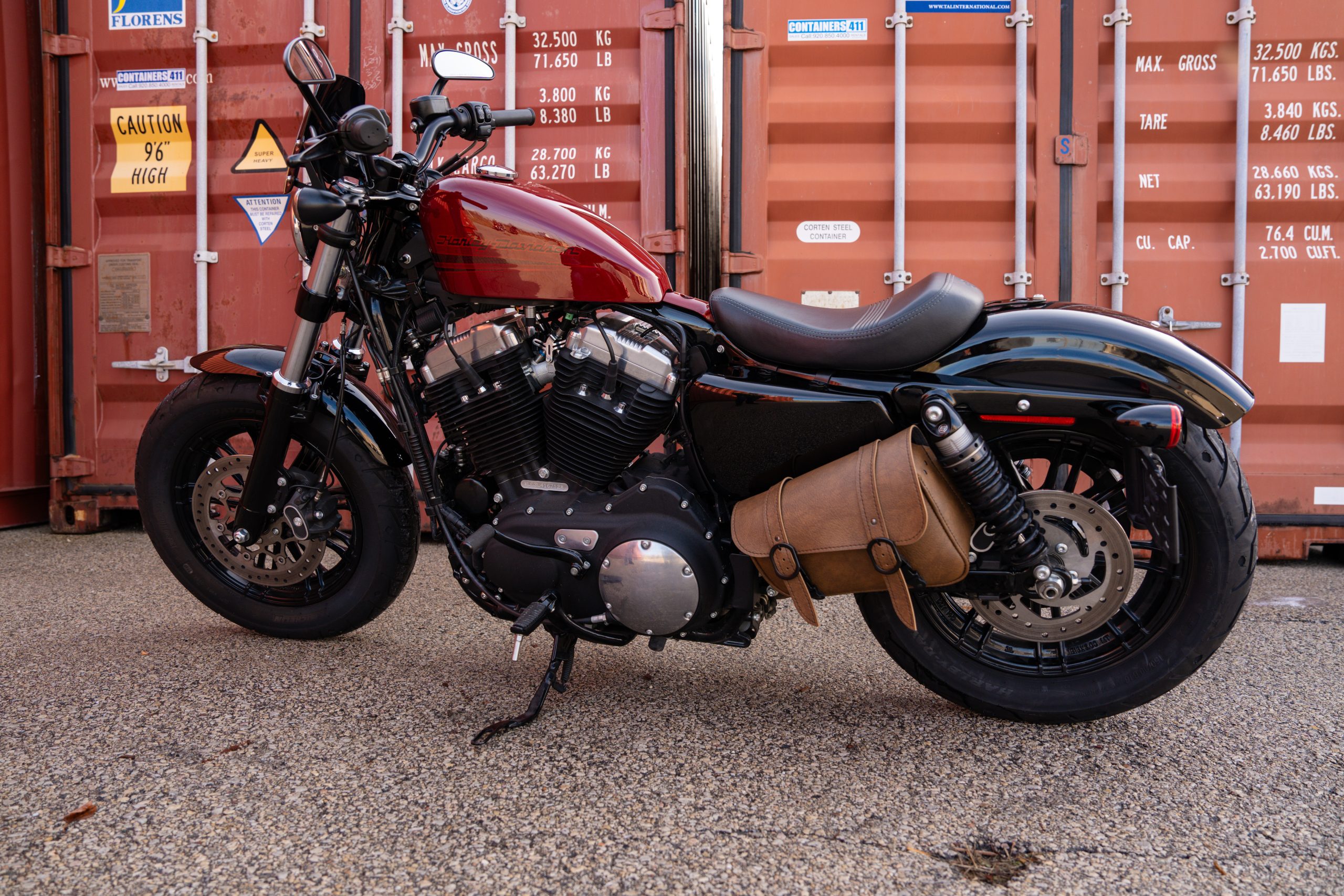 Handcrafted 4.0L Warm Brown Swingarm Bag for Honda Rebel